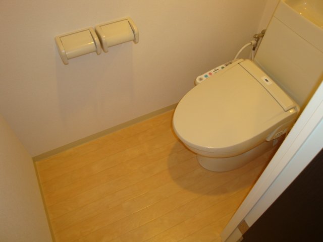 クレール（ｃｌａｉｒ） シャワー付トイレ