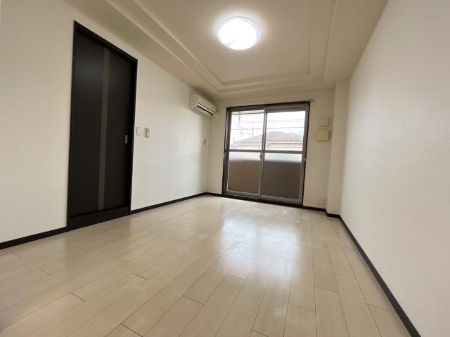 エルディア 室内