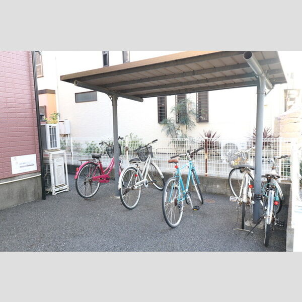 パル2511202号室 駐輪場