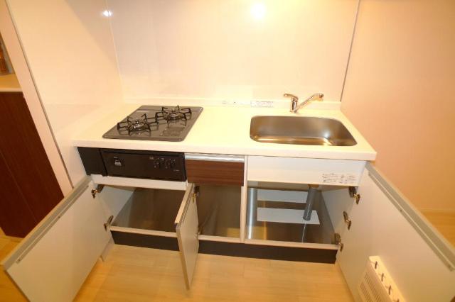 ＲＥＥＮＡ（リーナ）102号室 キッチン