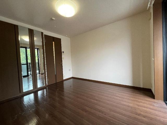 グランドコート 洋室