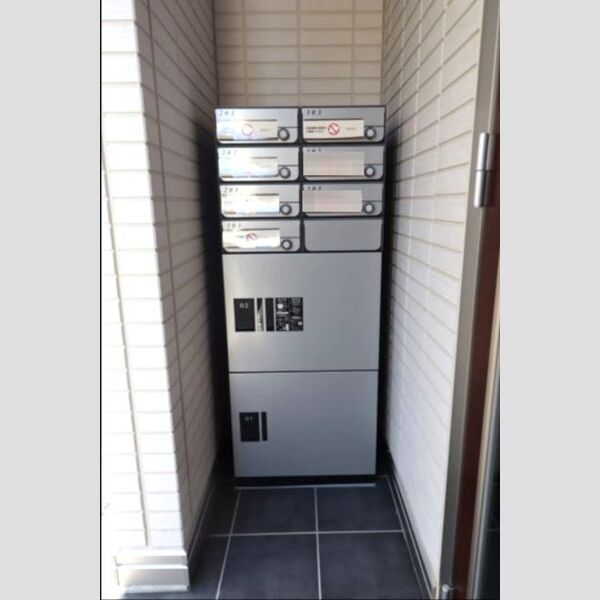 カサデ東瑞江 集合ポスト、宅配ボックス