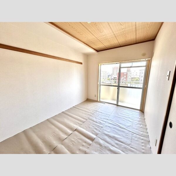 ドミトリー西船303号室 和室