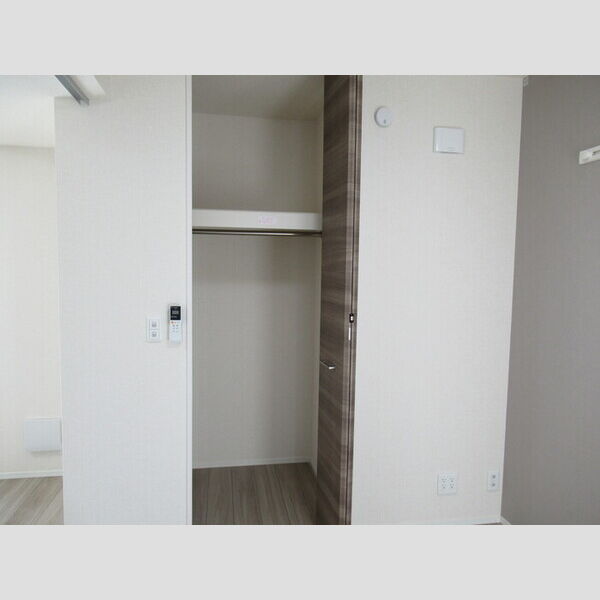 D-room稲毛東102号室 クローゼット