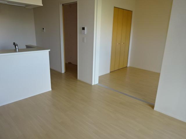 セレーノコトー203号室 室内