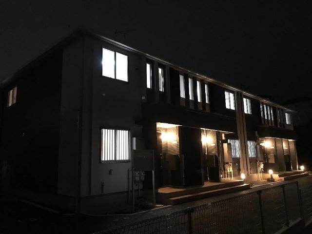 テルヌーラ 外観写真（夜）