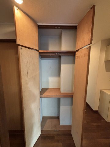 太陽辻堂マンション 収納