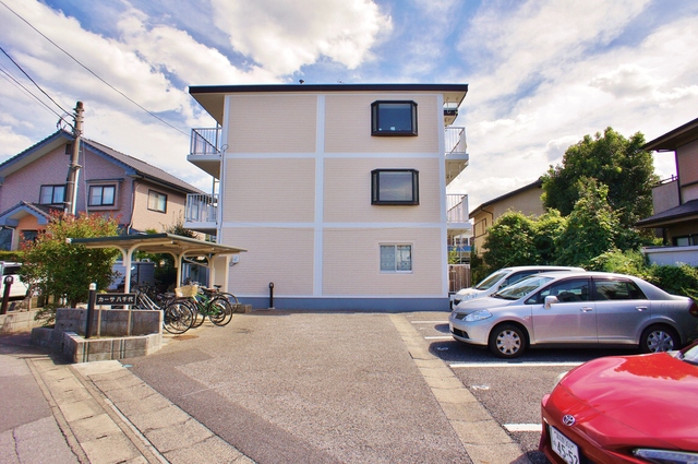 カーサ八千代 2018.3に外壁塗装を行い綺麗になりました！！