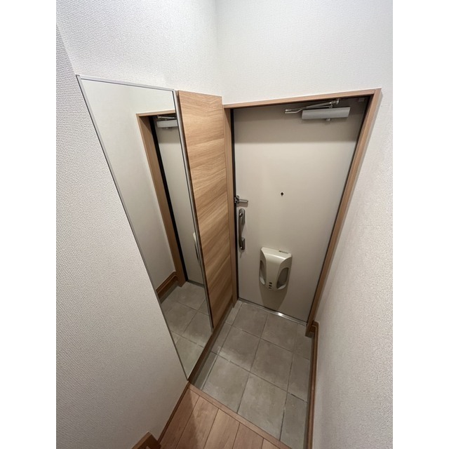 Memory　Court202号室 玄関