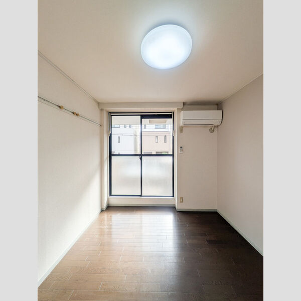 ヴァンベール富士美101号室 洋室