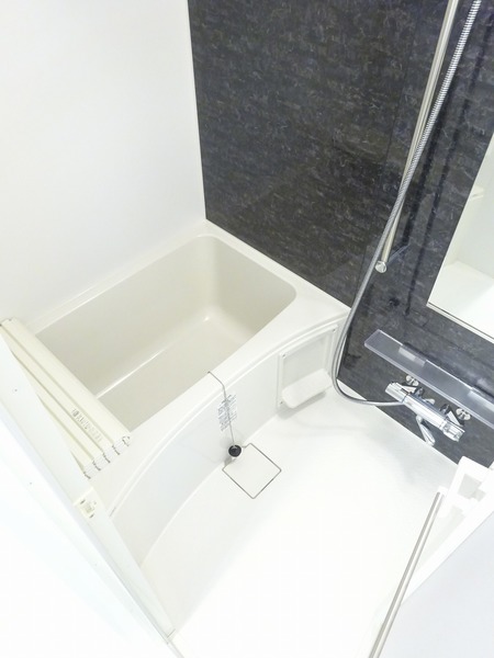 リヴシティ横濱関内弐番館507号室 お風呂