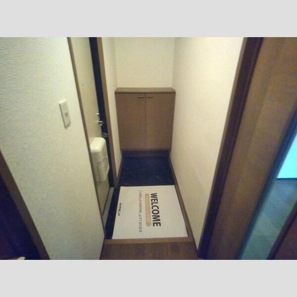 サンパレス青梅 玄関