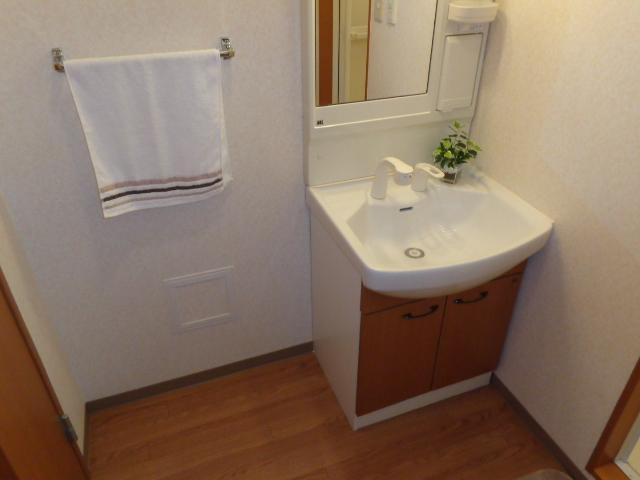 ウィングステラ湘南 洗髪洗面化粧台