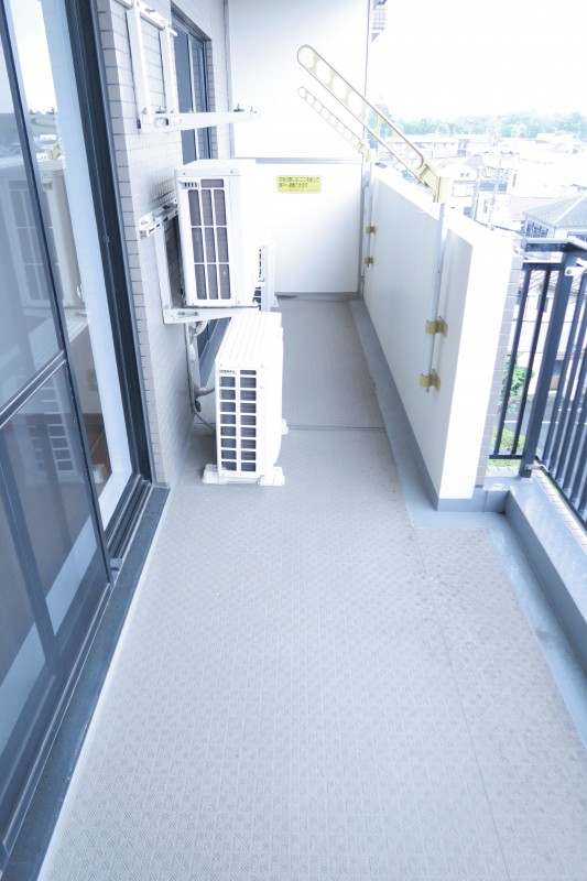 T's garden府中5階 バルコニー