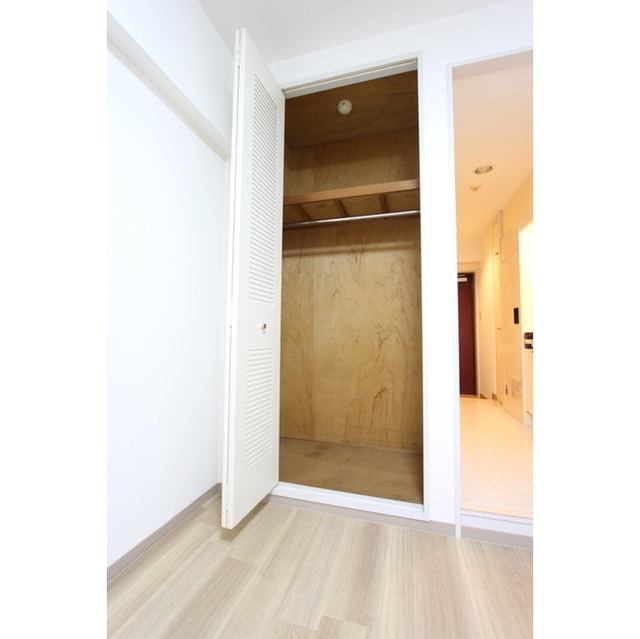 ハイライフ湘南210号室 内観