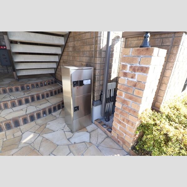 メゾン・ルアー　Ⅲ101号室 宅配ボックス