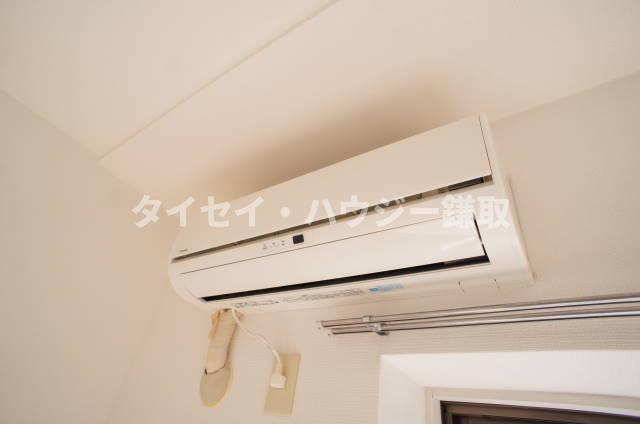 オーシャンビュー参番館0503号室 エアコン１基リビングについてます
