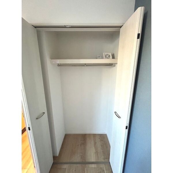 FOREST IWATSUKI205号室 収納