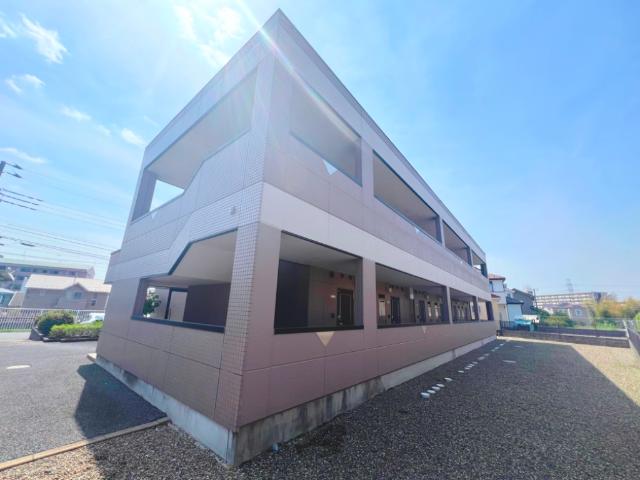 メゾン・ド・ケヤキ 外観写真（昼）