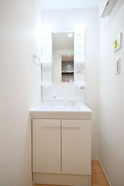 ＺＥＲＤＩＡ草加 洗面