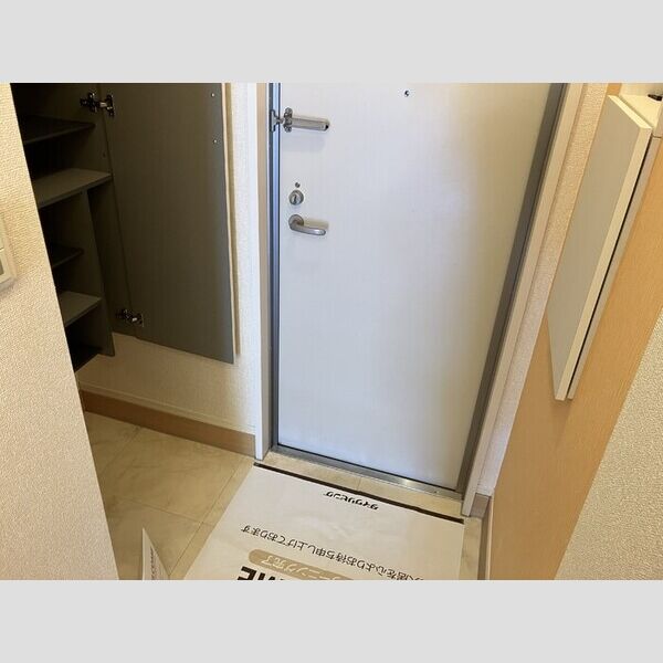 アルシオーネ 玄関