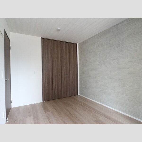 ブリューエン淵野辺302号室 洋室②