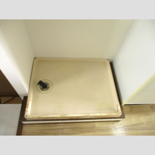 アンビションEIGHT201号室 室内洗濯機置場