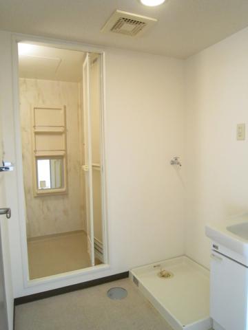 フローラ湘南Ａ棟0301号室 他号室参照