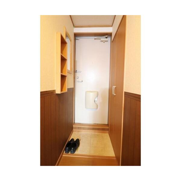 パレットコート 玄関