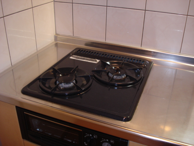 アメニティ冨士見203号室 ビルトインコンロ