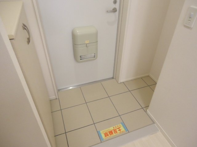 シエル・ブルー205号室 玄関