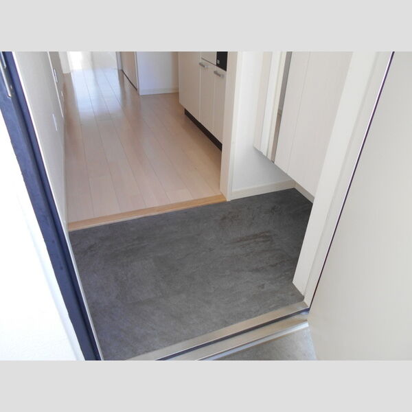 プランドールからもも 玄関