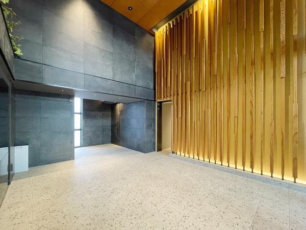 フェルモ横浜桜木町3階 外観