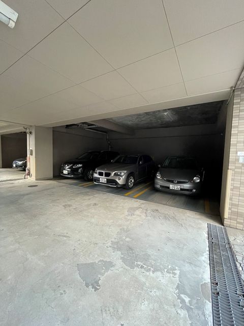 レクセル新子安4階 駐車場