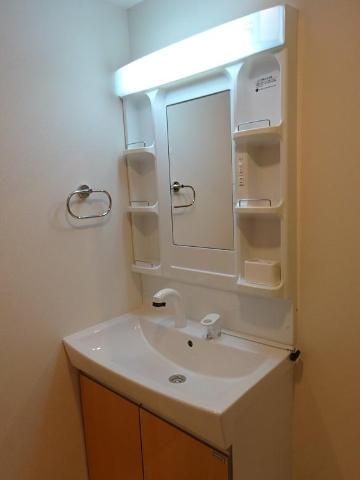 ローズハウス弐番館 洗髪洗面化粧台