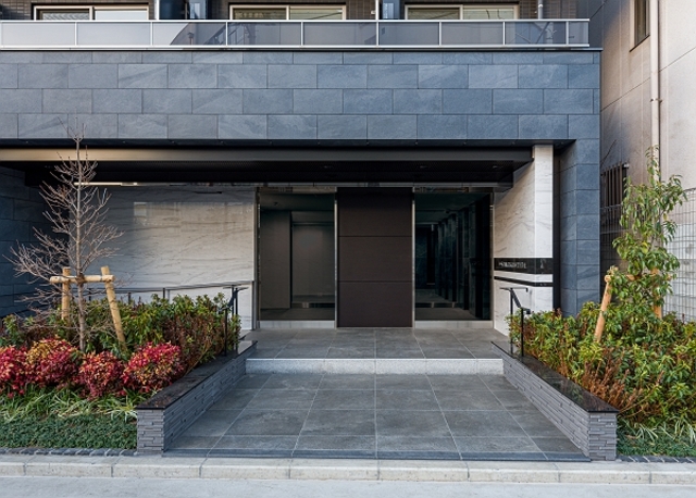 ガーラ・プレシャス横浜鶴見 エントランス