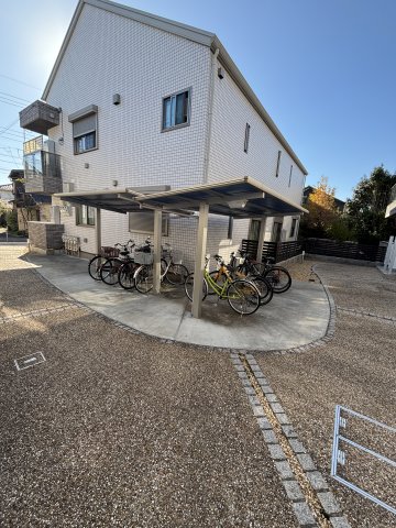 カーサエスポワールB号室 自転車置き場