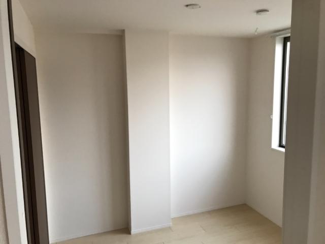 リヴァージュ登戸 洋室