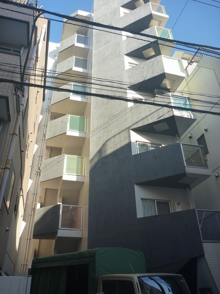 レオーネ金町701号室 外観