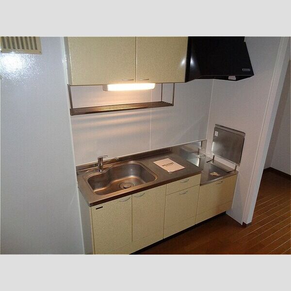 フォレストヒルズ　BB302号室 キッチン