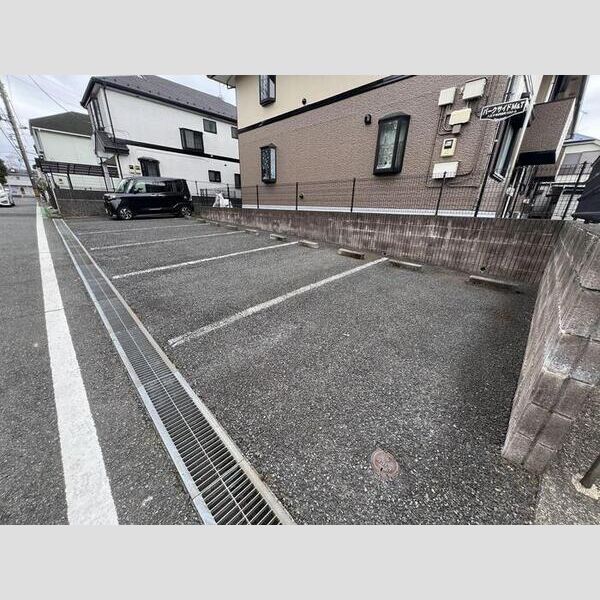 パークサイドM&T 駐車場