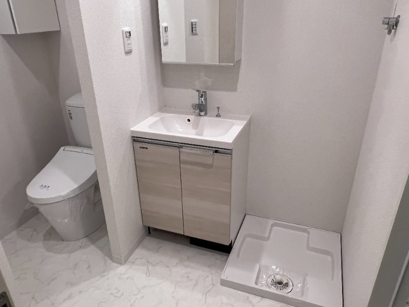 CREALpremier目黒3階 室内洗濯機置場