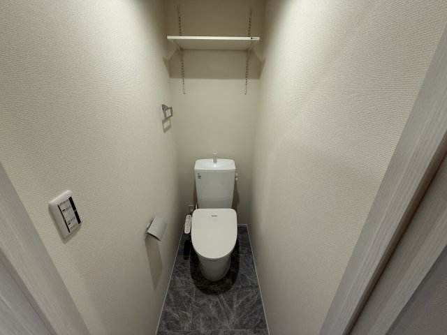 Ｍｉｌｅｓｔｏｎｅ　Ｓａｓａｚｕｋａ0303号室 トイレ