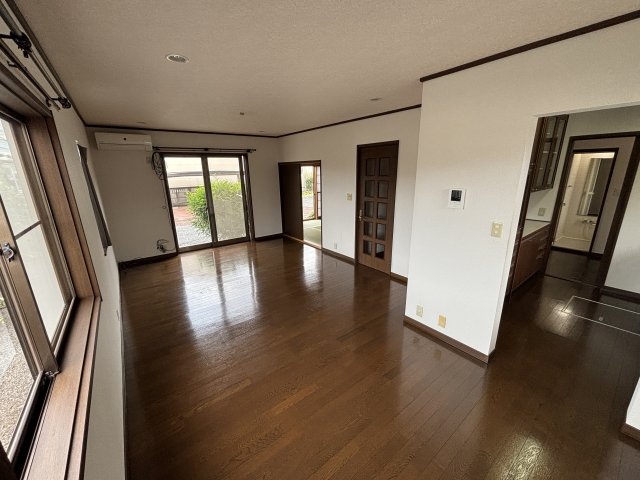 番田清水貸家 リビング