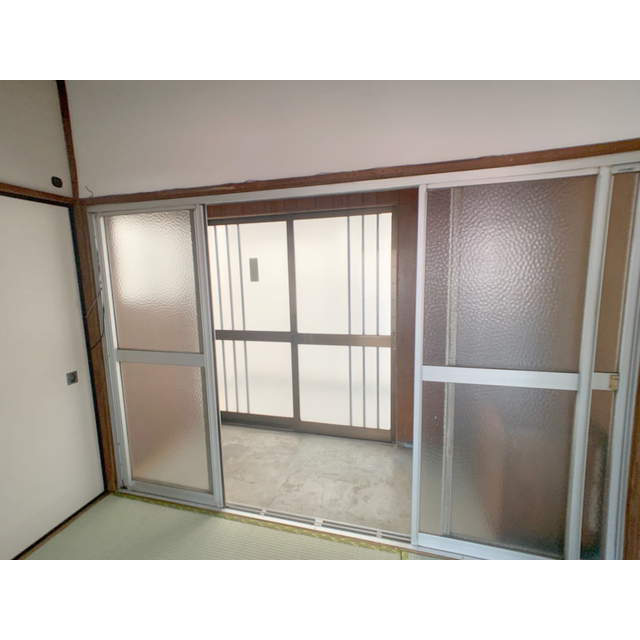 プラウ鳩ヶ谷206号室 玄関