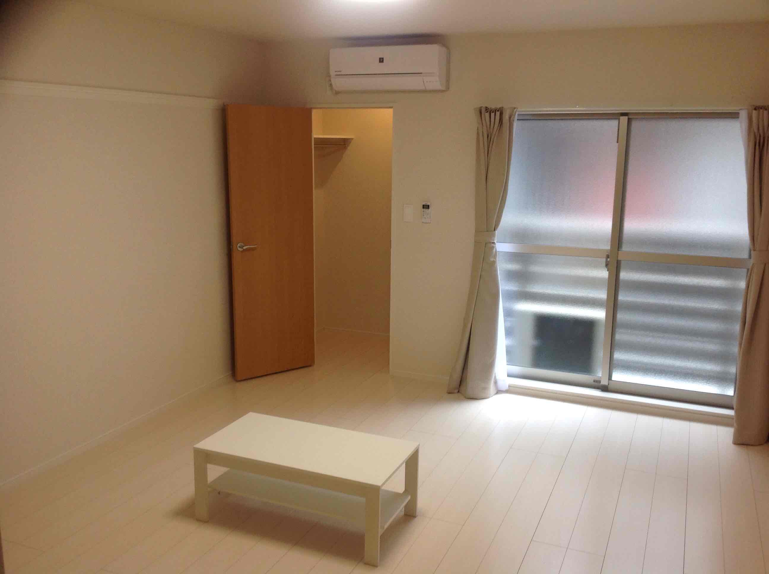 クレイノ新グリーンハイツ105号室 シューズボックス