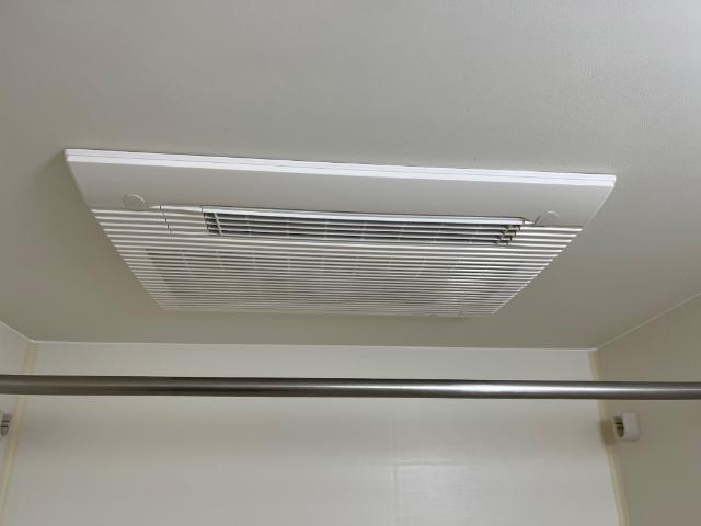 アシューレメゾン 浴室換気扇