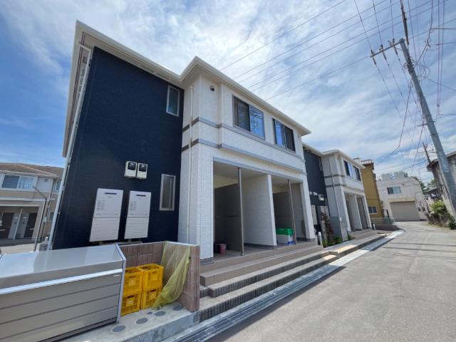 アルティー 外観写真（昼）