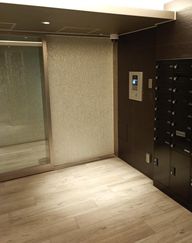 ハーモニーレジデンス中野富士見町 キータッチで開く自動ドア セキュリティ＆利便性の両立