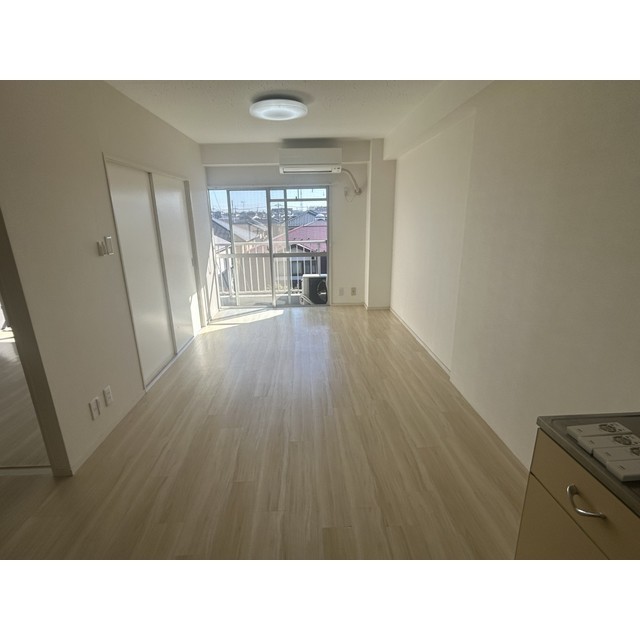 リブレス東浦和　旧東浦和ハイツ リビング